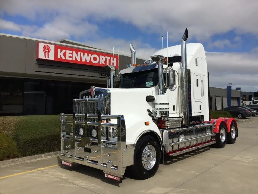 Kenworth 900 Legend Truck Bullbar